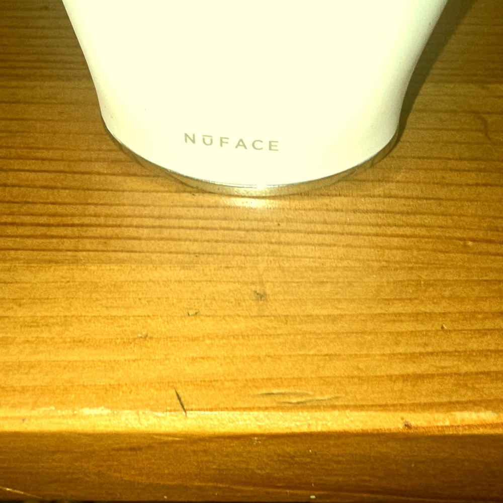 NuFACE Trinity+ Gold Facial Wrinkle Reducer Attachment - Picture 3 of 6